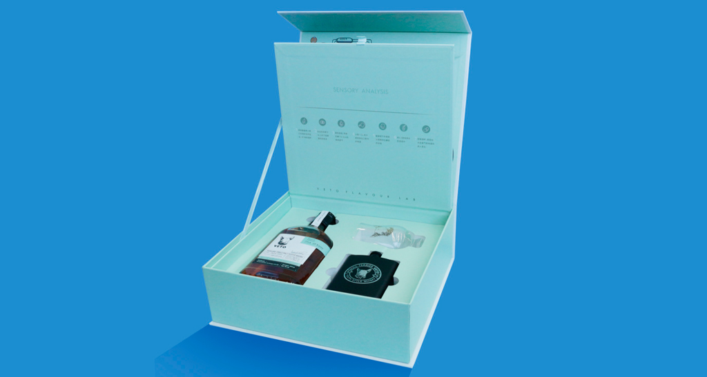 custom rigid box