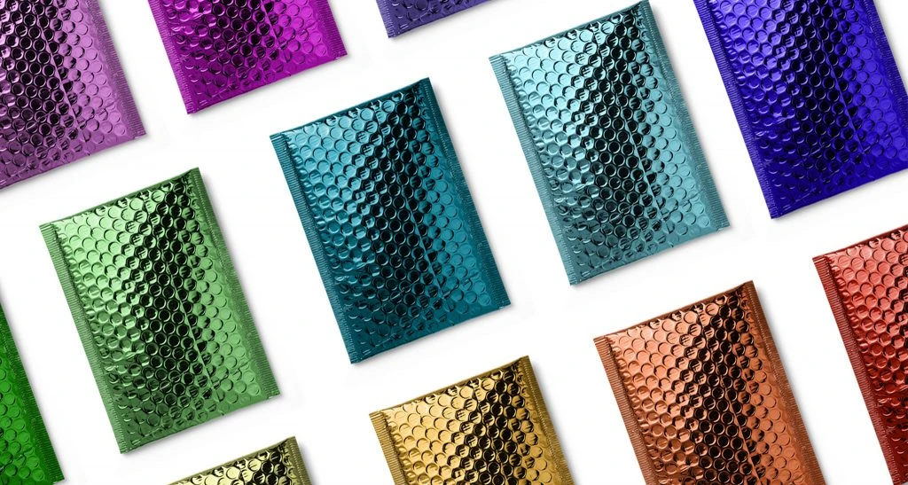 Metallic bubble mailers